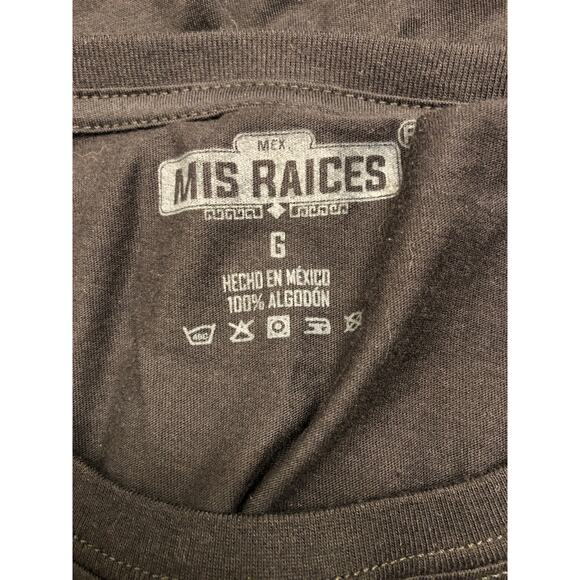 Mis Raices Charro Hat Sm Red Velvet Accents Graphic T Shirt Skull Guns Western - Picture 6 of 7